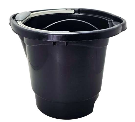 BALDE PLASTICO PRETO